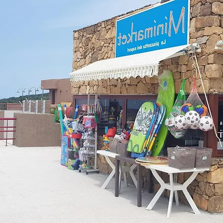 Near Golfo Di Cugnana דירה אולביה