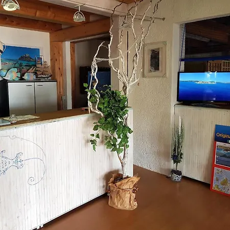 Near Golfo Di Cugnana Lägenhet *