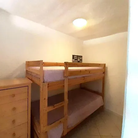 Near Golfo Di Cugnana Lägenhet Olbia